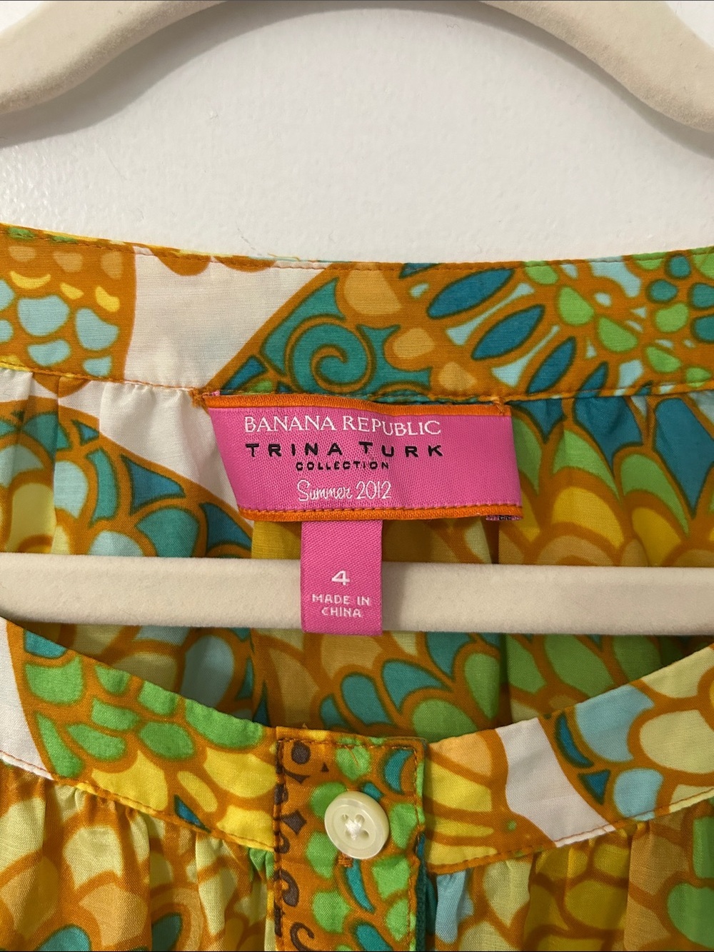 Trina Turk for Banana Republic Blouse Silk Blend Vibrant Paisley Lightweight Top - Picture 3 of 15